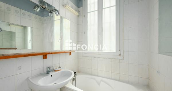 À vendre Appartement 4 pièces 63.05 m² - Paris 75015