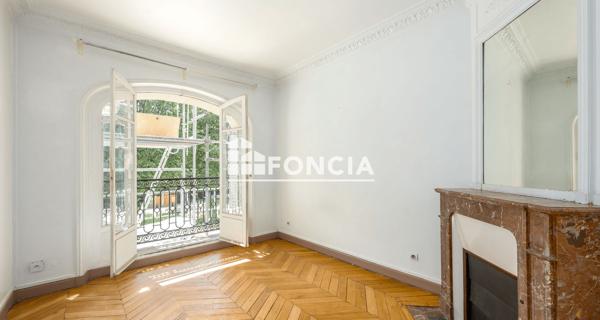 À vendre Appartement 4 pièces 63.05 m² - Paris 75015