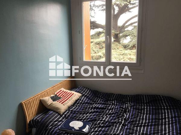 Location Appartement 4 pièces 81.3 m² - 26 RUE DE TOURVILLE Saint Germain En Laye 78100