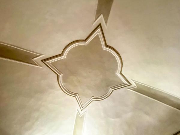 À vendre ensemble immobilier avec garage en plein coeur du village de Cervione