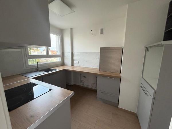 Appartement à vendre |  Colombes |  3 pièces | 64,1 m²
