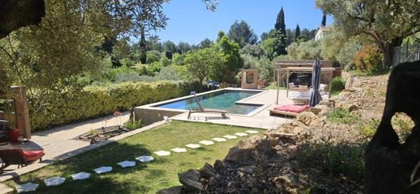 VILLA Sanary Sur Mer 230 m2