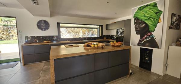 VILLA Sanary Sur Mer 230 m2