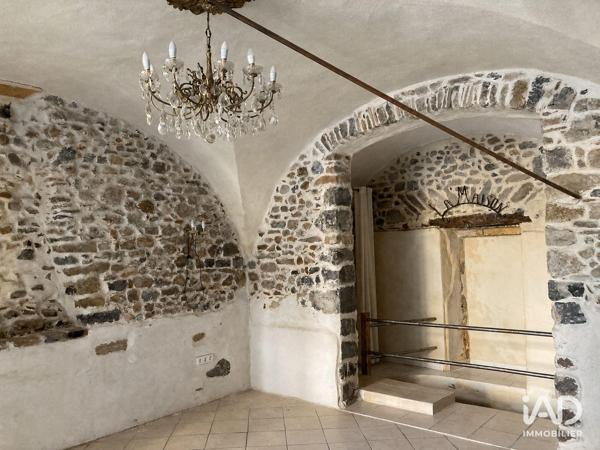 Location boutique/local commercial 28 m² Alès