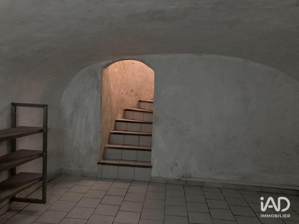 Location boutique/local commercial 28 m² Alès