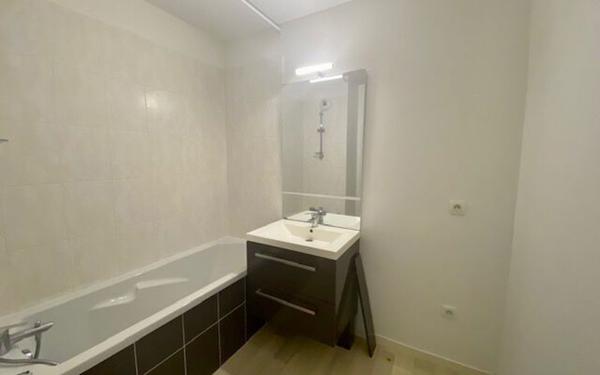 Appartement à louer    2 pièces • 55,80 m2 Orléans