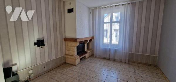 Maison à vendre à Thouars (79100) en Deux-Sèvres (79)

À vendre, maison située à Thouars, cod...