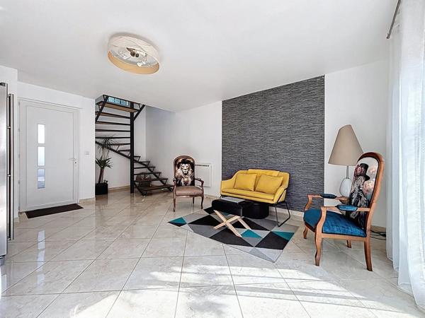 Vente Maison 8 pièces 160 m2 à Sucy-en-Brie