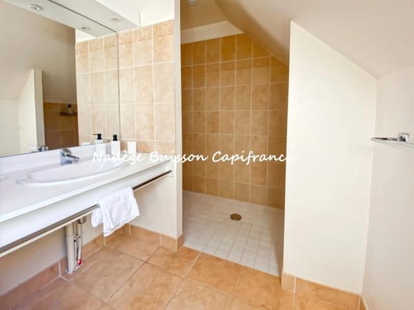 Investissement locatif clé en main - 4 suites indépendantes à deux pas d'OMAHA BEACH - Colleville-sur-Mer