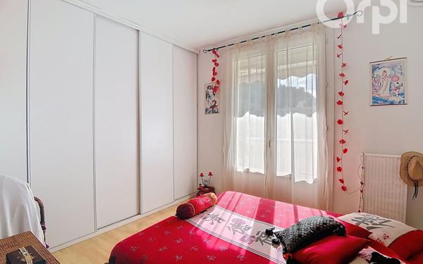 Appartement à vendre    4 pièces •  Toulon