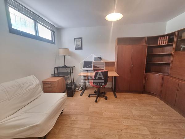 Appartement Neuilly Sur Marne  5 pièce(s) 107 m2