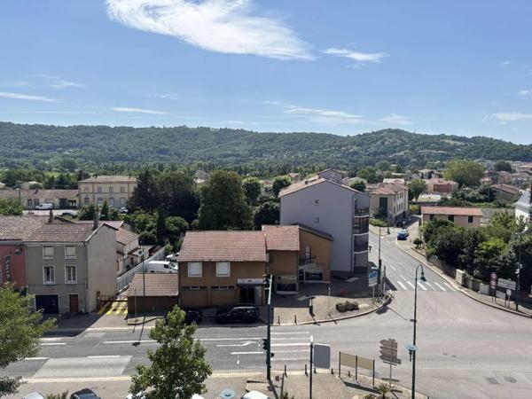 Appartement à louer à Condrieu (69420)
