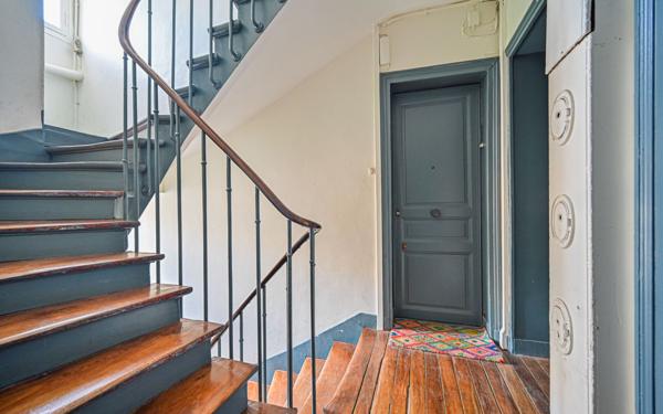 Appartement à vendre    2 pièces • 37,13 m2 Paris 18