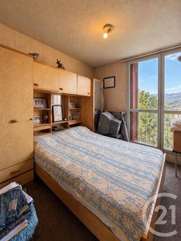 Appartement F5 à vendre  5 pièces - 95,55 m 2   CARROS  - 06