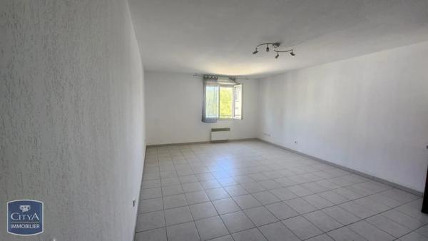 Appartement à louer 2 pièces 48.06m²