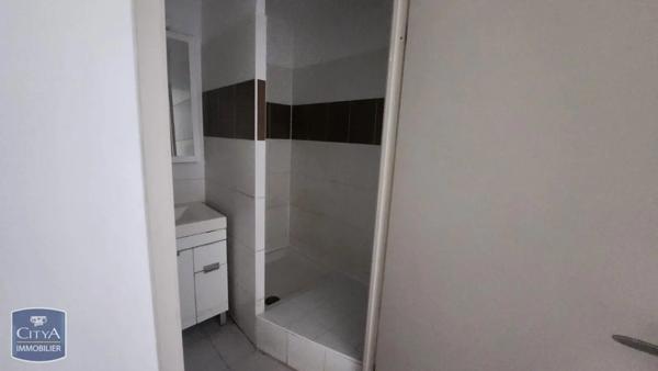 Appartement à louer 2 pièces 48.06m²