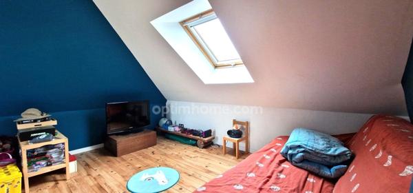 A vendre-Douarnenez- Maison année 30-Garage-sous-sol-jardin