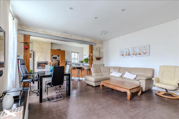 Maison à vendre |  Ambarès-et-Lagrave |  5 pièces | 127 m²