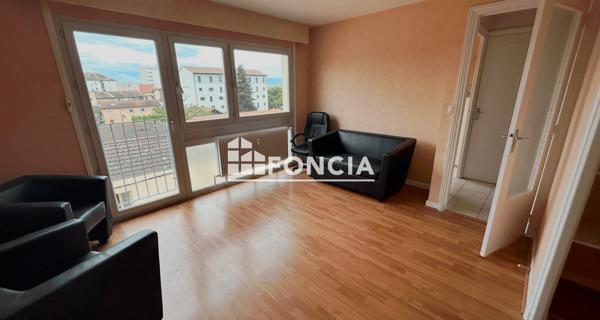 À vendre Studio 35.21 m² - Roanne 42300
