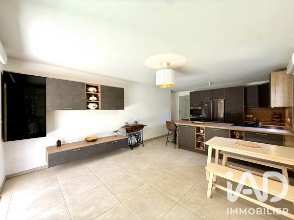 Appartement à vendre 4 pièces 84,38 m² Cogolin