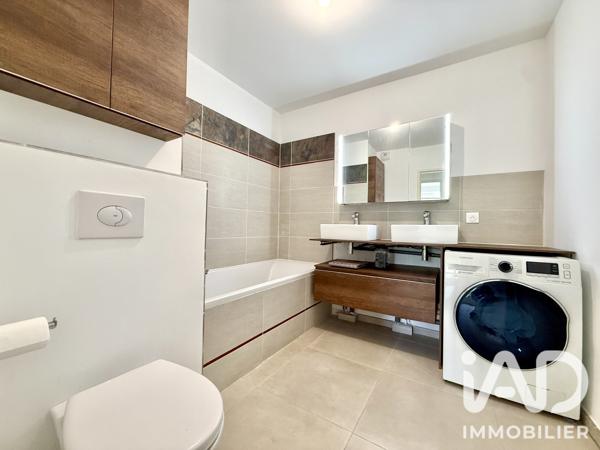 Appartement à vendre 4 pièces 84,38 m² Cogolin
