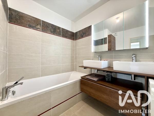 Appartement à vendre 4 pièces 84,38 m² Cogolin