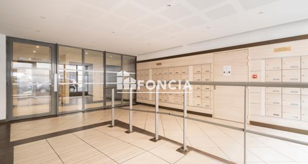 À vendre Appartement 3 pièces 64.32 m² - Marseille 13005