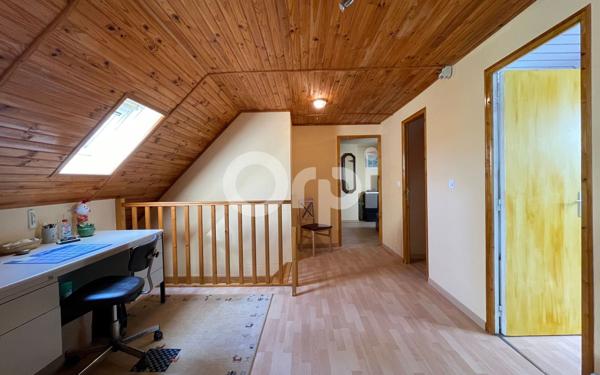 Maison à vendre    6 pièces •  Sylvains-les-Moulins