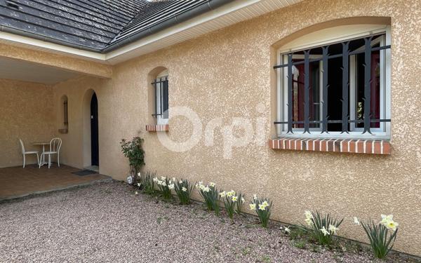 Maison à vendre    6 pièces •  Sylvains-les-Moulins