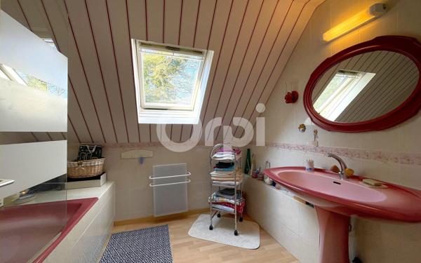 Maison à vendre    6 pièces •  Sylvains-les-Moulins