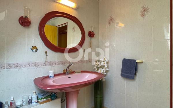 Maison à vendre    6 pièces •  Sylvains-les-Moulins