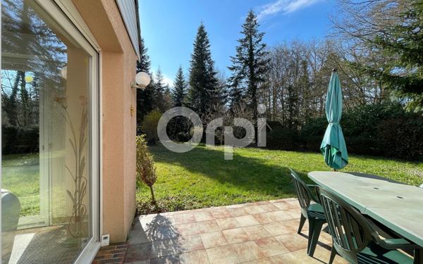 Maison à vendre    6 pièces •  Sylvains-les-Moulins