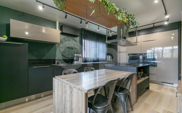 Maison à vendre    5 pièces •  Chennevières-sur-Marne