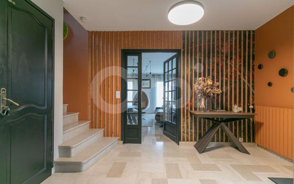 Maison à vendre    5 pièces •  Chennevières-sur-Marne