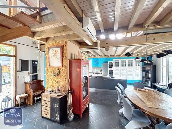 Appartement à vendre 5 pièces 162m² Voglans (73420)