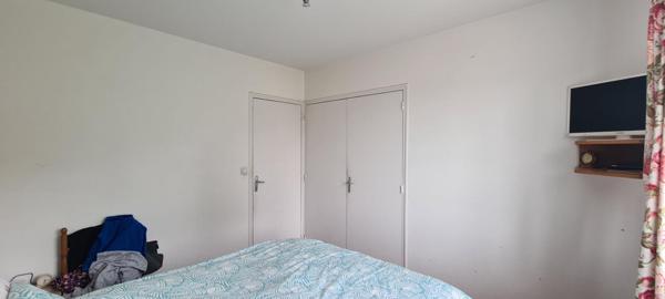 Maison Gorges 4 P . 3 Chs . 84.7 M² . Garage . T 545 M² . Terrasse