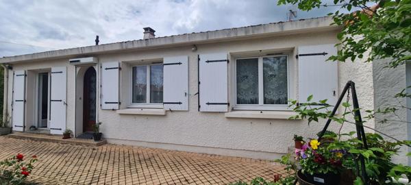 Maison Gorges 4 P . 3 Chs . 84.7 M² . Garage . T 545 M² . Terrasse