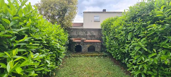 Maison Gorges 4 P . 3 Chs . 84.7 M² . Garage . T 545 M² . Terrasse