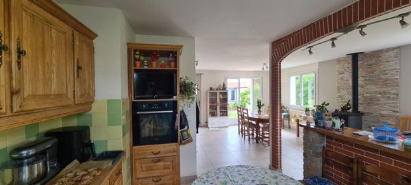 Maison Gorges 4 P . 3 Chs . 84.7 M² . Garage . T 545 M² . Terrasse
