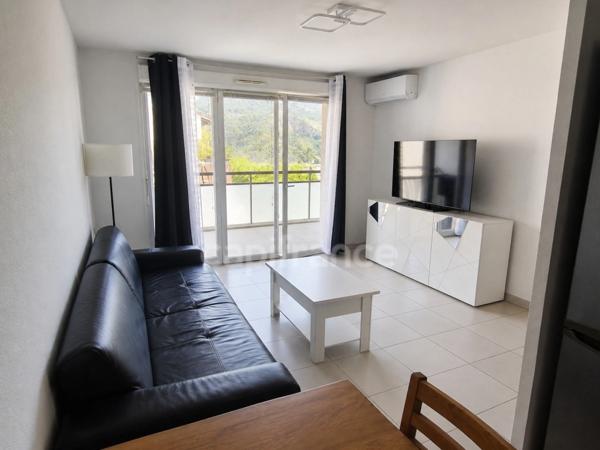 A vendre, Appartement 2 pièces, 41 m² vendu loué, Parking, Carros, 06510, Alpes-Maritimes