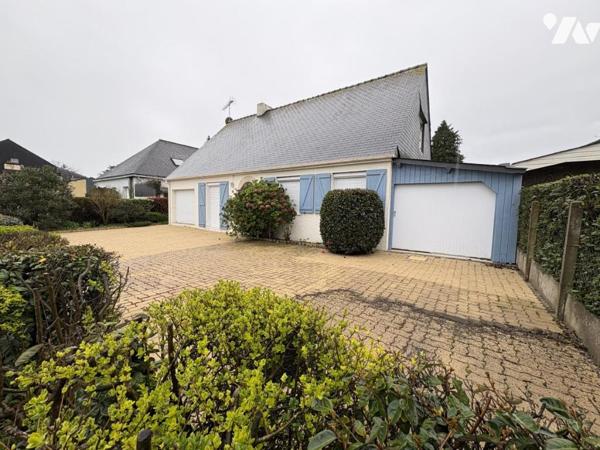 Maison familiale avec vie de plain-pied cinq chambres