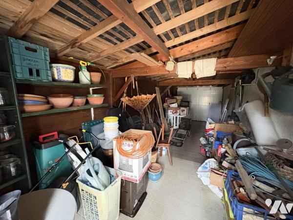 Maison familiale avec vie de plain-pied cinq chambres