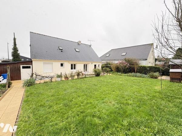 Maison familiale avec vie de plain-pied cinq chambres