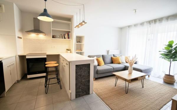 Appartement à vendre    3 pièces • 62 m2 Léguevin