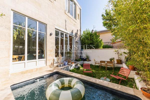 BORDEAUX NANSOUTY – MAISON EN PIERRE DE TAILLE AVEC JARDIN ET GARAGE