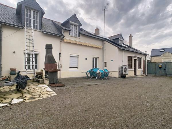 Maison Briollay 5 pièce(s) 24.27 m2