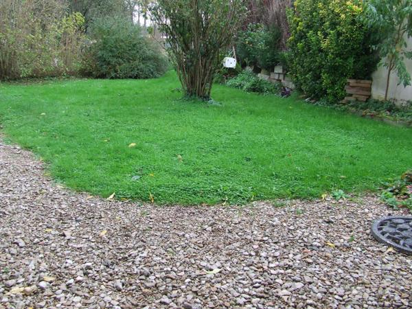 Joli pavillon sur sous-sol à rafraichir !