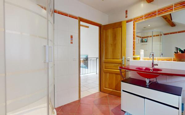 Maison à vendre    6 pièces • 205 m2 Contamine-sur-Arve