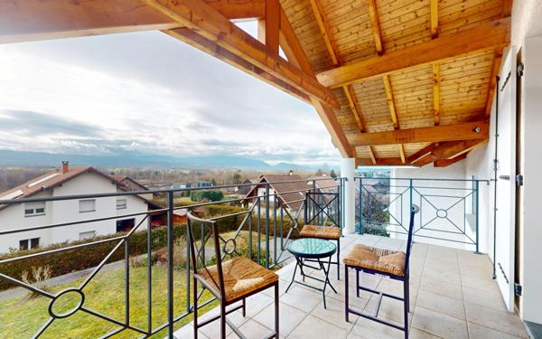 Maison à vendre    6 pièces • 205 m2 Contamine-sur-Arve