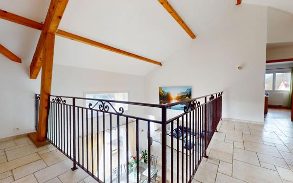 Maison à vendre    6 pièces • 205 m2 Contamine-sur-Arve